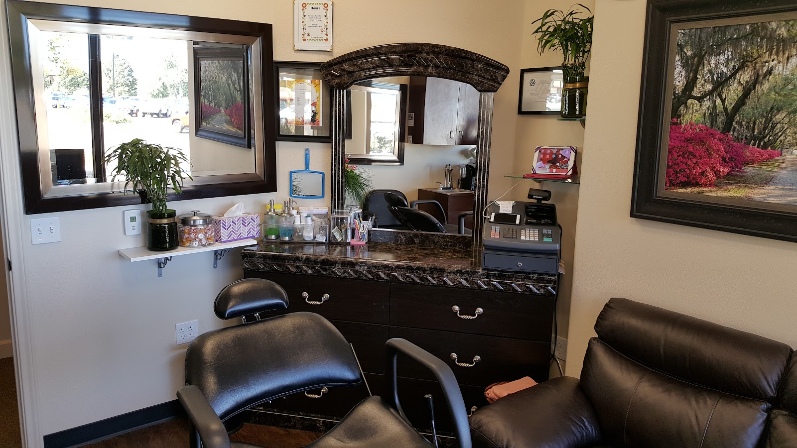 Phenix Salon Suites - Arvada nail photo 7